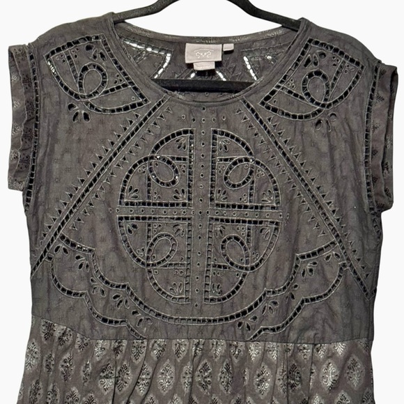 Vanessa Virginia Black Cutout Embroidered Cap Sleeve Dress Slip Dress Included - Picture 4 of 13